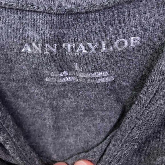 Ann Taylor Dark Gray Sleeveless Tank Top - Picture 3 of 5